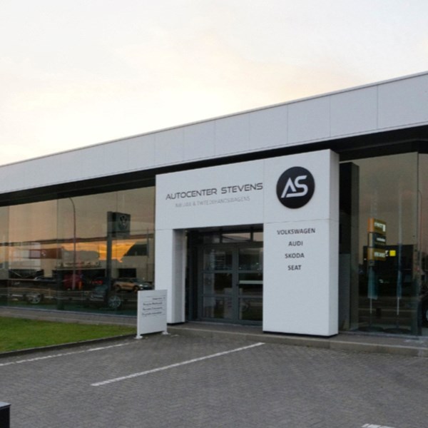 Autocenter Stevens, het familiebedrijf met een hart voor mobiliteit! Van harte welkom!